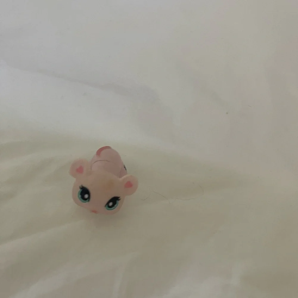 Littlest Pet Shop # 1412 Mouse Light Pink With Blue Eyes